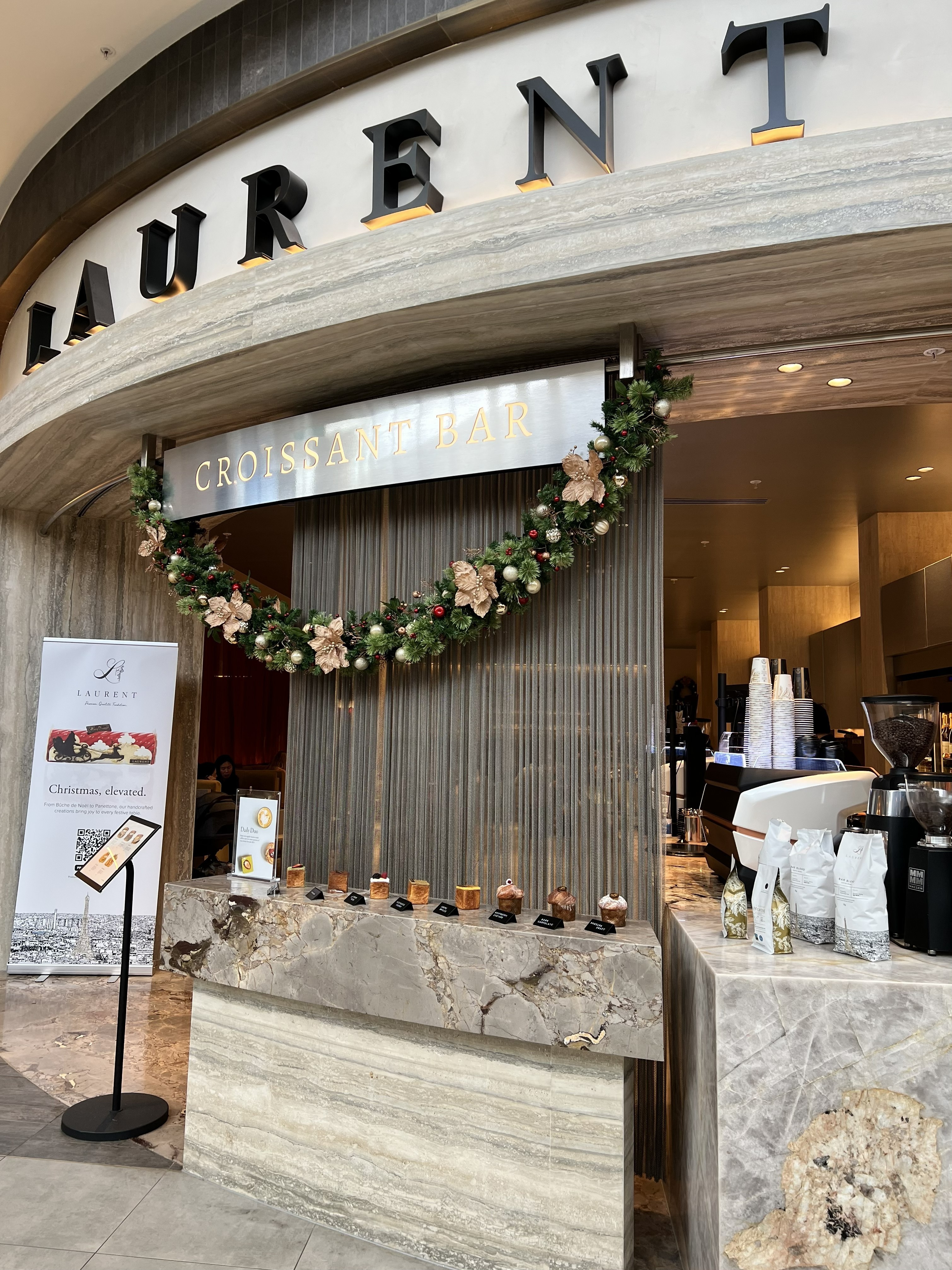 Laurent Croissant Bar
